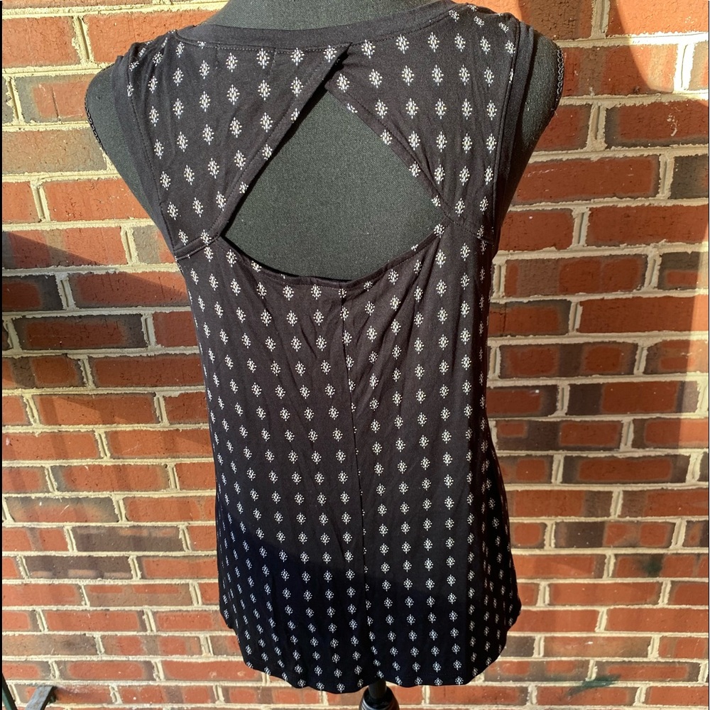 Old Navy - Women’s top